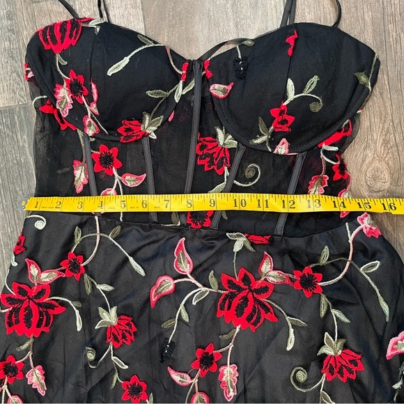 Windsor Katherine embroidered tulle ball gown Prom Corset Bustier Floral 11/12 - Picture 10 of 14